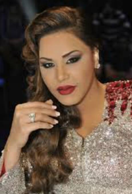 أحلام تحتفل بالوبيل الفضي على صدور أول ألبوماتها الغنائية