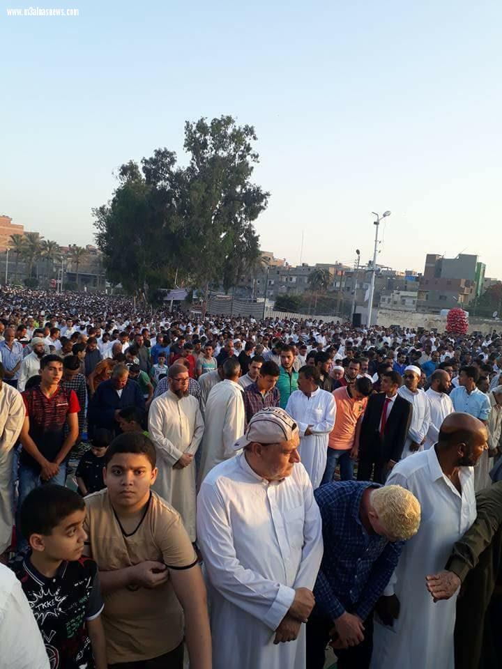 الآلاف فى بلطيم يؤدون صلاة عيد الفطر بحضور 