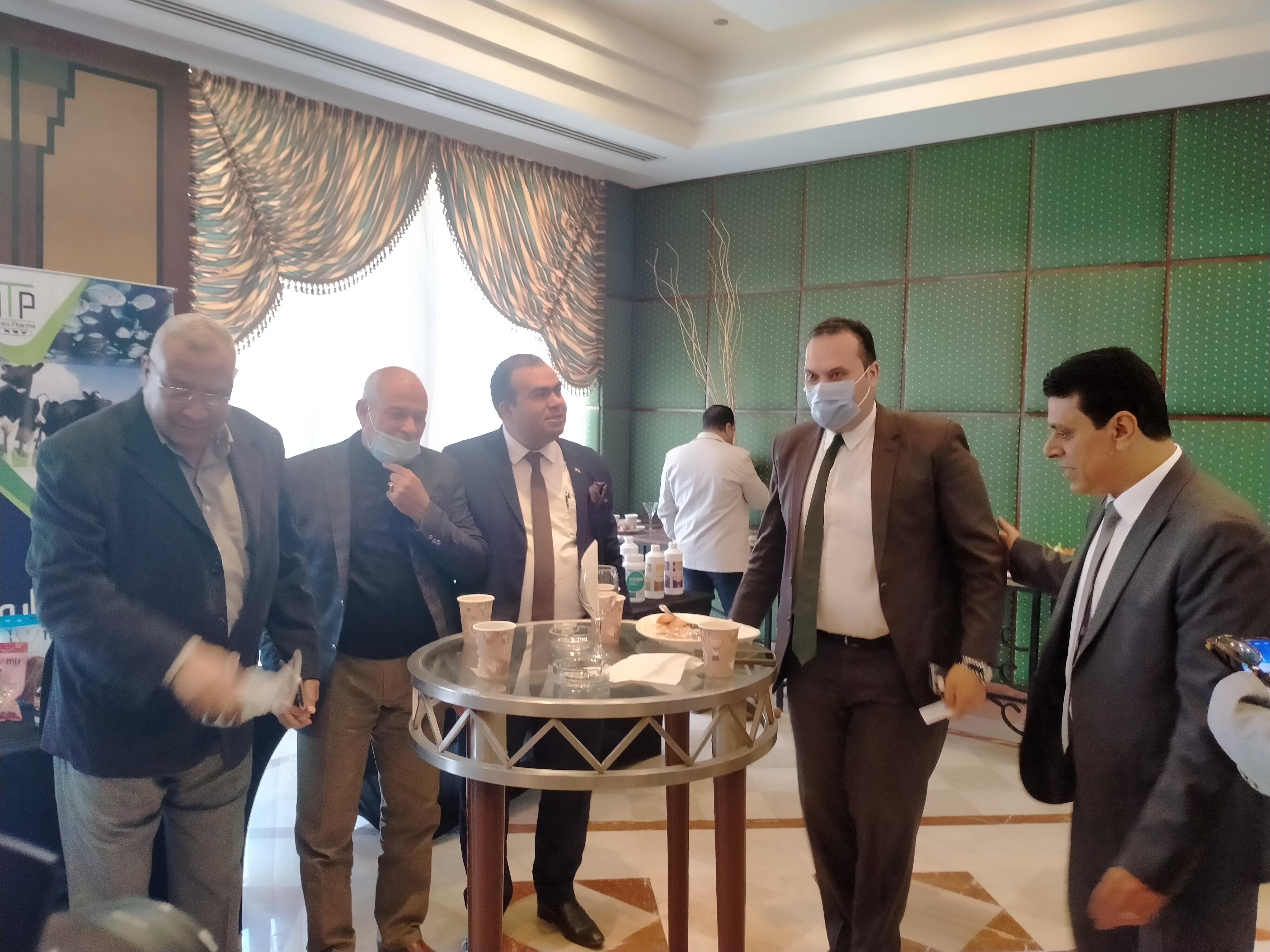 بدء فعاليات الملتقى الثانى لسلامة الغذاء والدواء