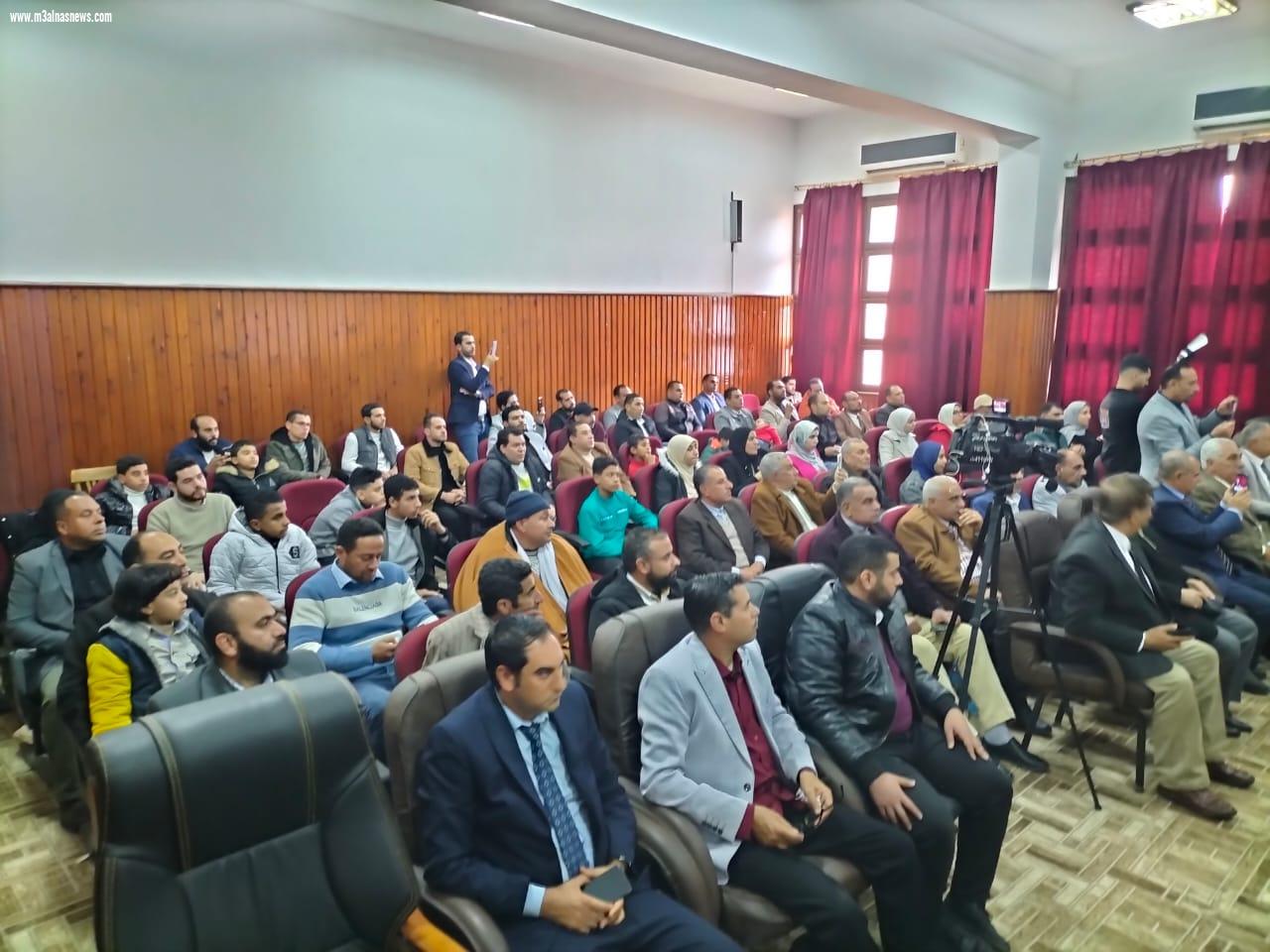 بدرجة ممتاز .. ابو السبع يحصل على درجة الماجستير فى أثر الأيديولوجية الماركسية والاستشراقية في الفكر الحداثي لمحمد عابد الجابرى