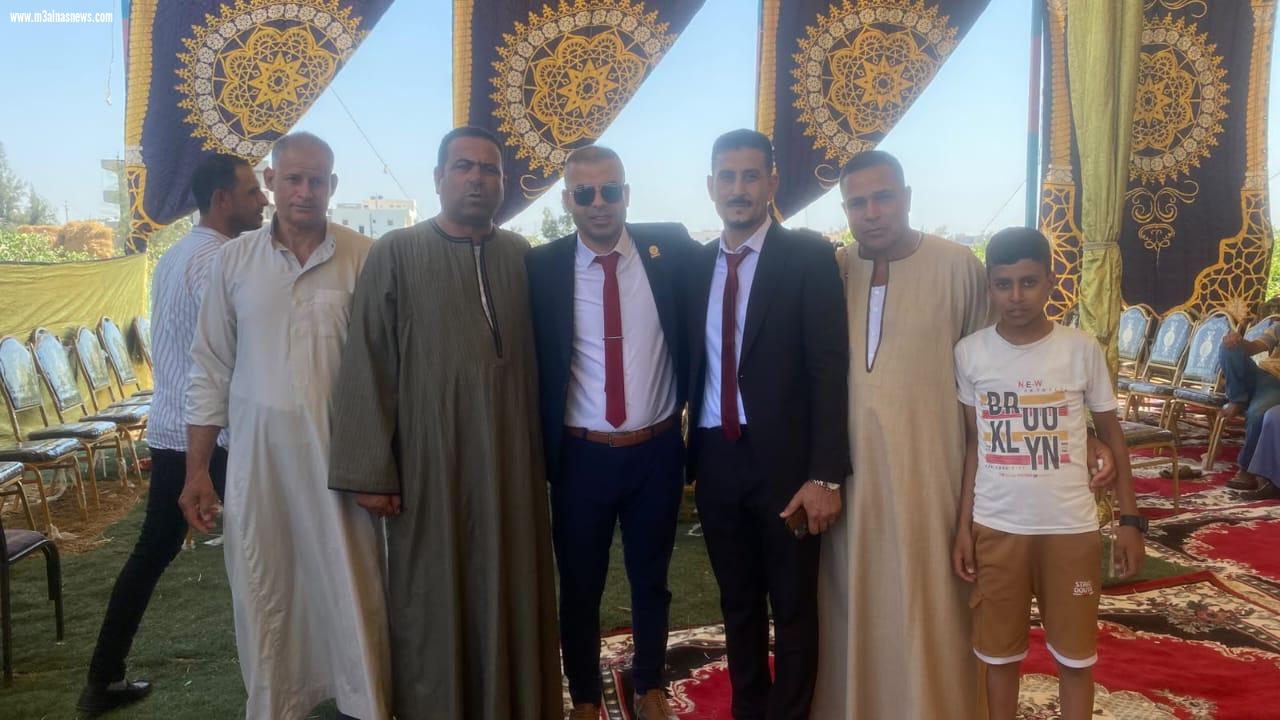 المهندس حسن الشيخ يشارك في أفراح عائلات داوود بقرية 59 الخاشعة