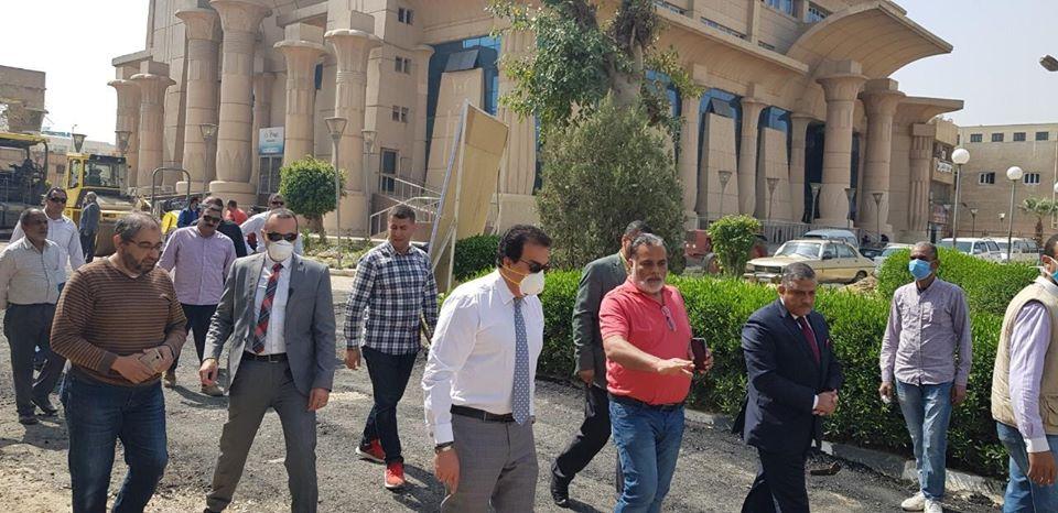 وزير التعليم العالي والبحث العلمي يتفقد المدن والمستشفيات الجامعية