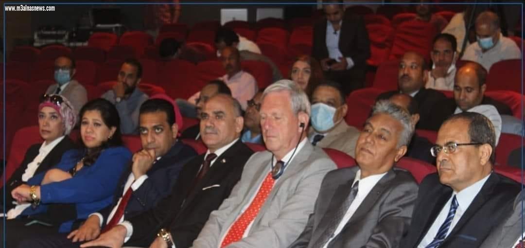 ورشة عمل تناقش الفرص الاستثمارية لرواد الاعمال بقنا والاقصر بحضور رئيس جامعة جنوب الوادي