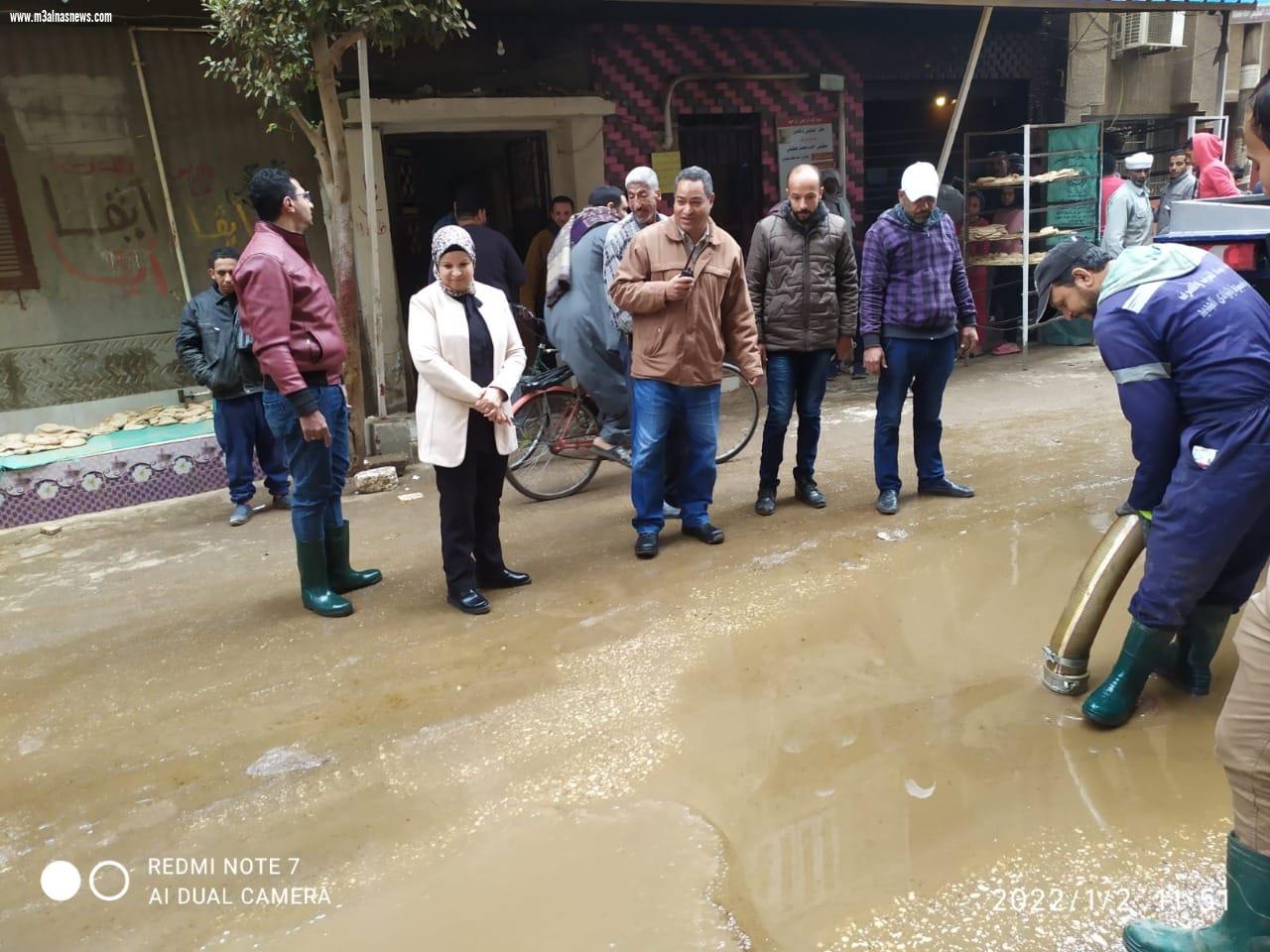 محافظ أسيوط : استمرار جهود رفع وازالة اثار الامطار ..والسكرتير المساعد تتابع الاعمال بمراكز ابنوب والفتح وحى شرق وغرب