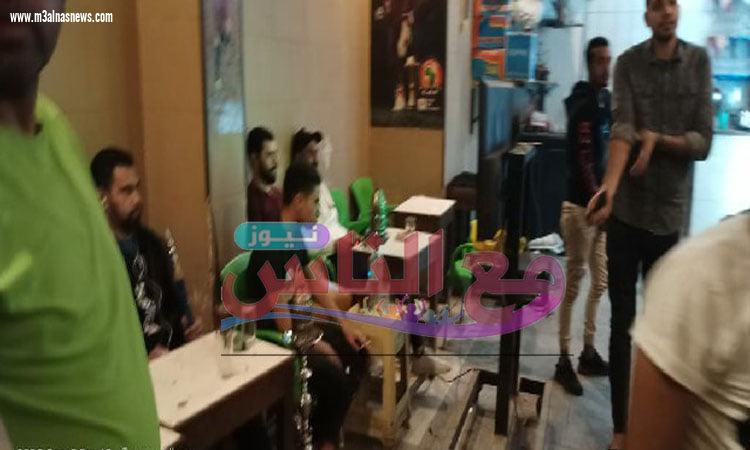 مساعد رئيس حى المطرية يقود حملة مكبرة على المقاهى