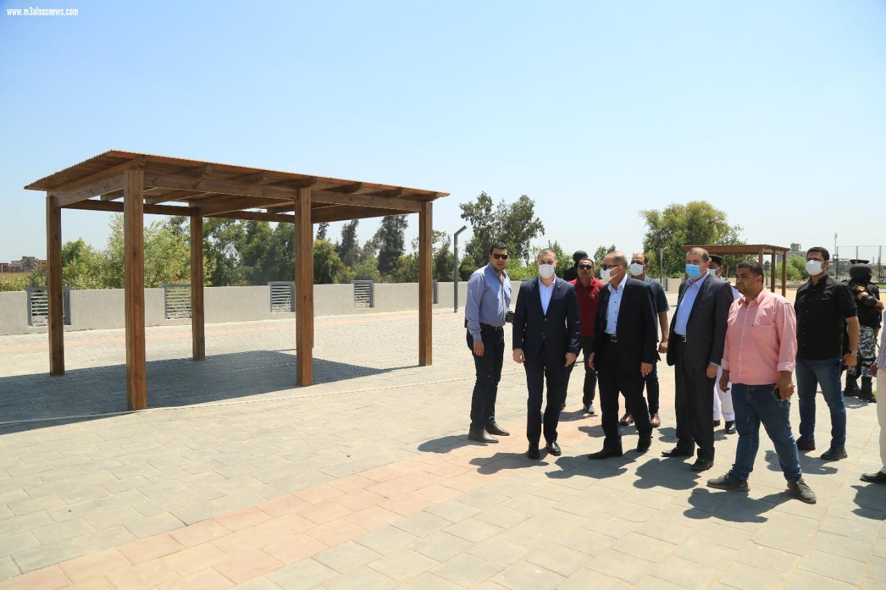   محافظ كفر الشيخ يتفقد الحديقة المركزية المجانية ويوجه بسرعة الانتهاء منها لتفتح أبوابها للمواطنين 