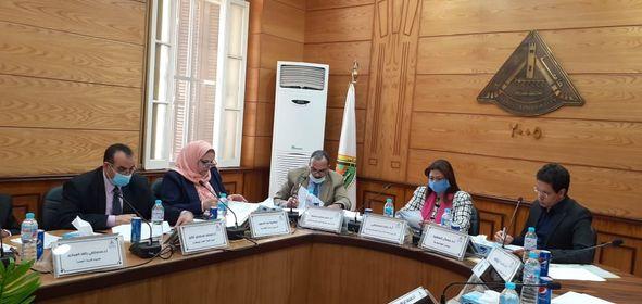 الاجتماع الدورى لمجلس صندوق البحوث العلمية بجامعة بنها 