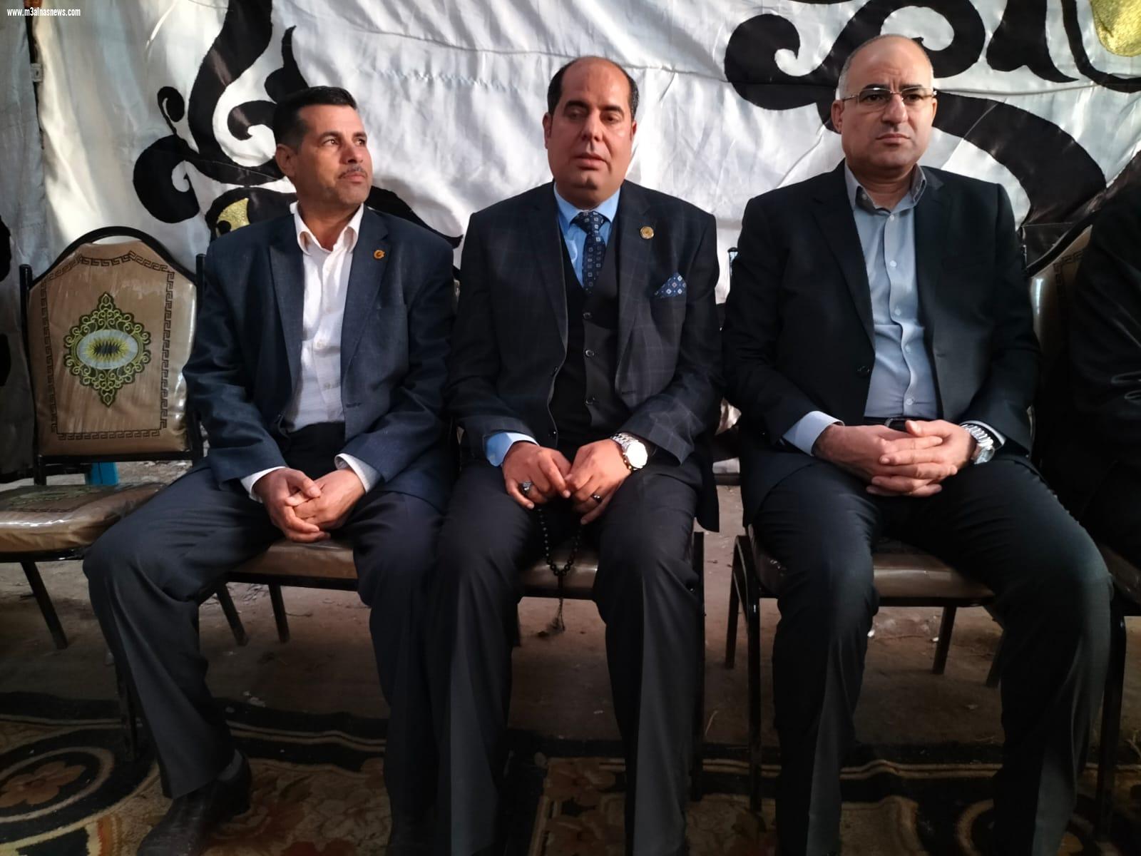 عمارة ومتولى يقدمان العزاء فى وفاة والد الزميل وائل مجدى بالحامول