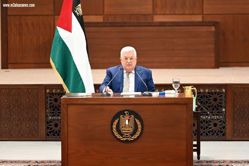 الرئيس الفلسطيني محمود عباس يترأس اجتماعا للقيادة الفلسطينية