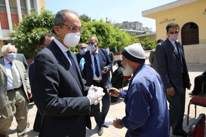 وزير الاتصالات : يتفقد عدد من منافذ الهيئة القومية للبريد فى القاهرة والجيزة ومناطق أخري