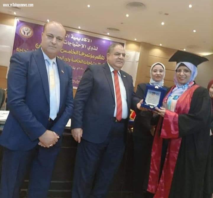 سمر عادل ... 10 سنوات من النجاح فى مجال التأهيل والتدريب وتنمية المهارات 