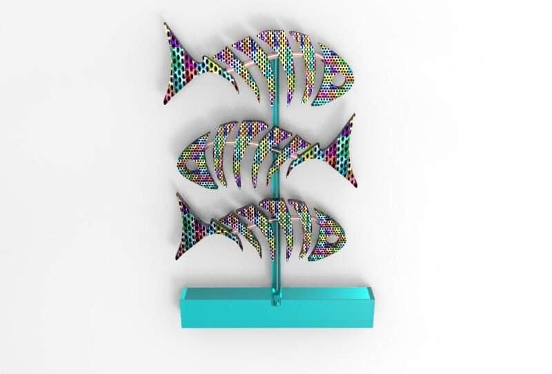 طلاب فنون تطبيقية حلوان يبدعون في تقديم مشروعات فنية بالزجاج.