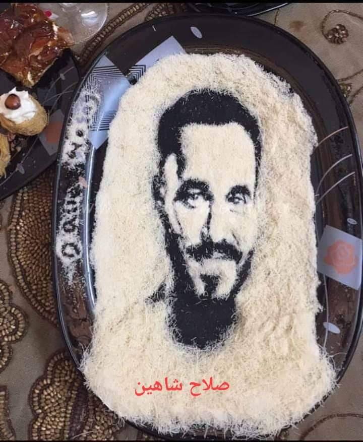 فتاه بالدقهليه تبدع وترسم محمد صلاح ويوسف الشريف بالمكرونه والثاني بالكنافه والشيكولاتة 