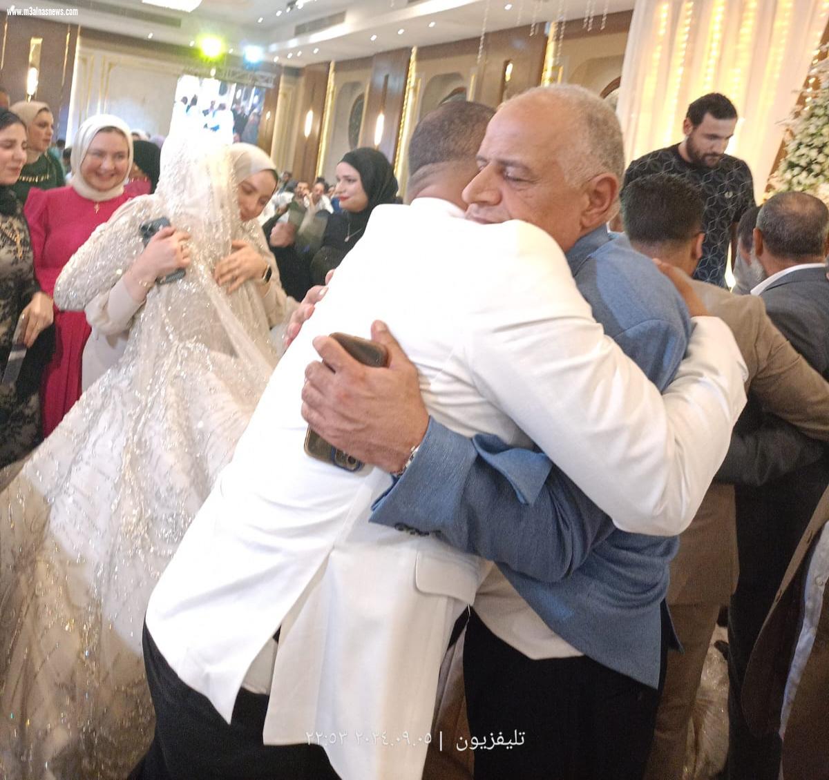 تهنئة الجريده لعائلات أبوسكين وعبدالسلام بزفاف المهندس محمد خليفه سكين 