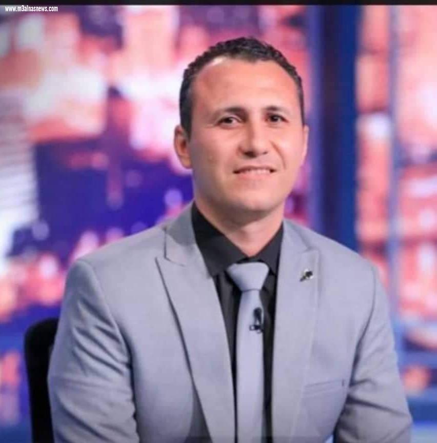 الاعلامية آمال عبدالله ... تهنئ الدكتور كريم بعيد ميلاده