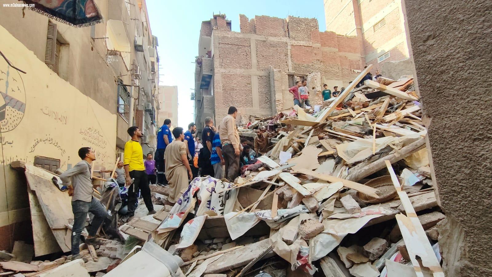 انهيار منزل بحي شرق باسيوط البحث عن مفقودين وإنقاذ 5 اشخاص