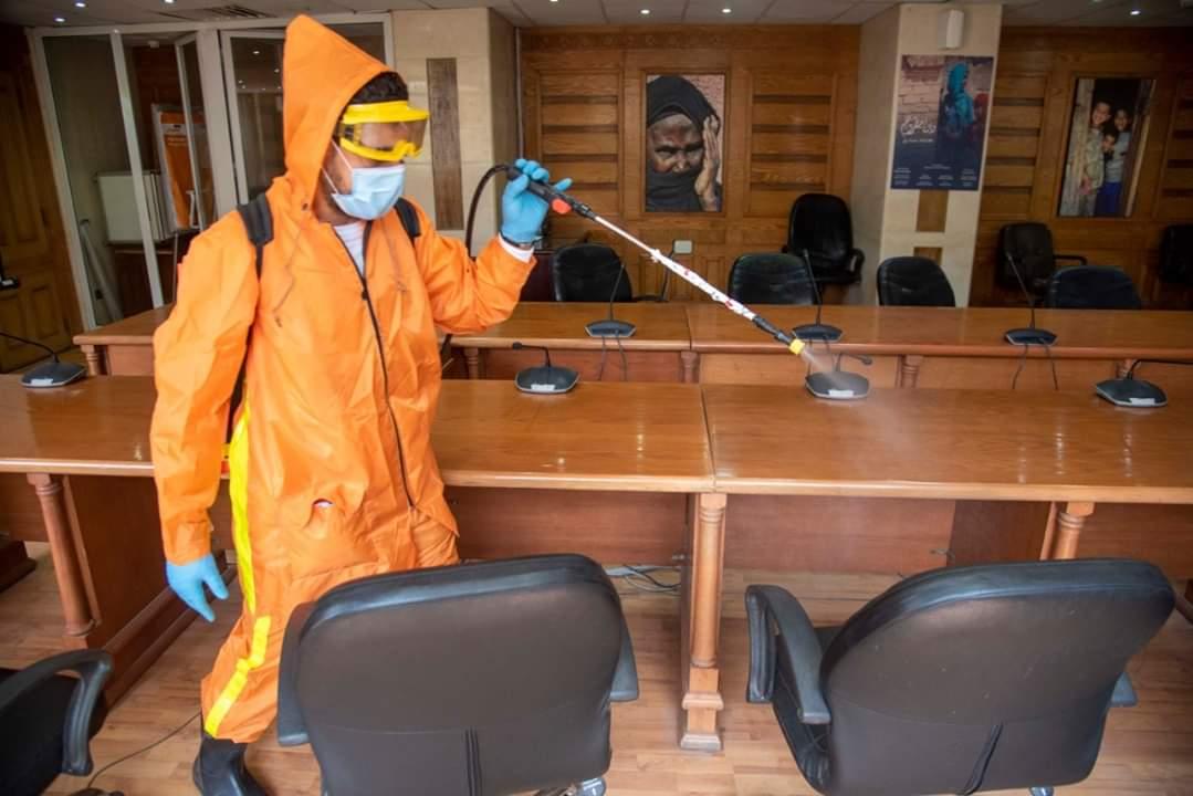 الهلال الأحمر المصري يقوم بتطهير وتعقيم ديوان عام وزارة التضامن الاجتماعي