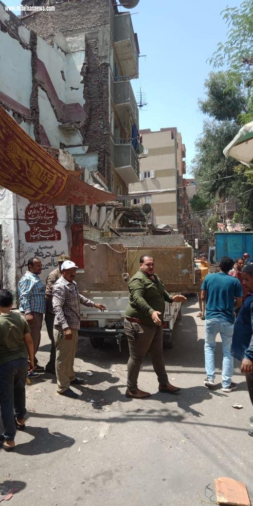 محافظ أسيوط: حملات مكبرة لإعادة الانضباط بالشوارع ورفع كفاءة النظافة بمنطقة القيسارية بحي غرب على مدار اسبوعين