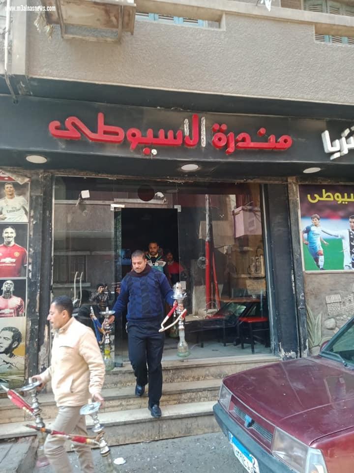 محافظ أسيوط: ضبط ومصادرة 26 شيشة خلال حملة لمتابعة تطبيق الاجراءات الاحترازية بحي شرق