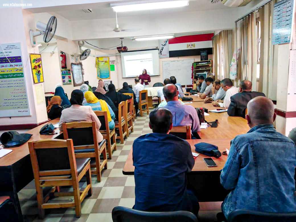 لويزو وعجلان.. تقودان تدريب 892 معلما لغة عربية بالصف السادس الابتدائي بكفرالشيخ 
