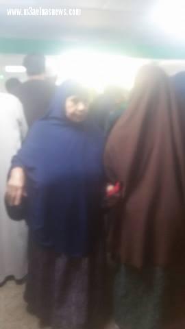 بالصور| تدافع وبكاء المواطنين أمام مكاتب بريد إبشان لتحديث بطاقات التموين 