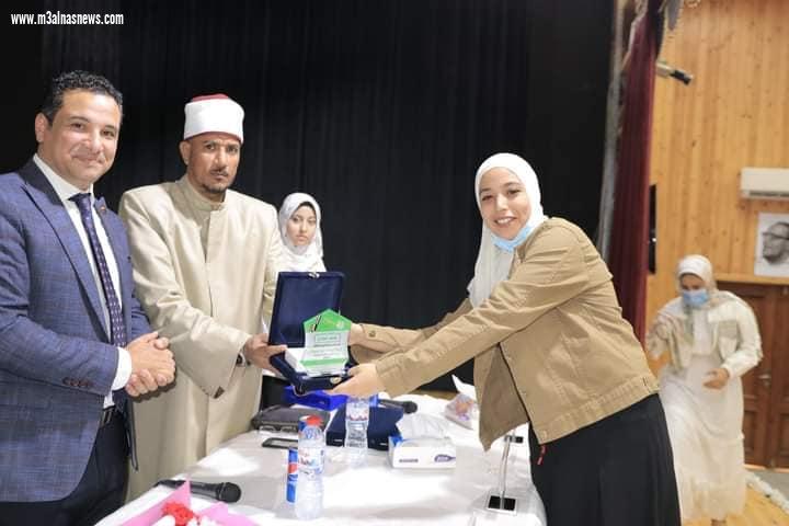 لقطات من تكريم الطلاب المتفوقين في الثانوية العامة والأزهرية لعام 2020/2021 برعاية النائب باسم حجازي