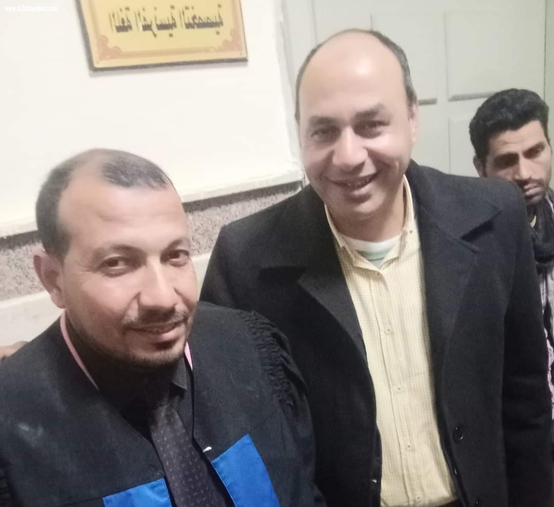 الزميل السيد شحاتة... يهنىء ممدوح حسنى المناخلى ... لحصولة على الماجستير 