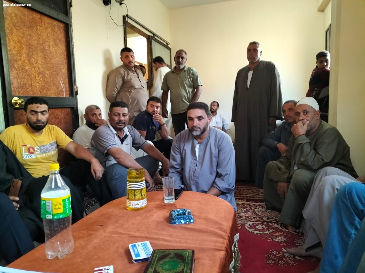 برعاية مع الناس ... جلسة صلح عائلتين بالمجاز الشرقى بكفر الشيخ