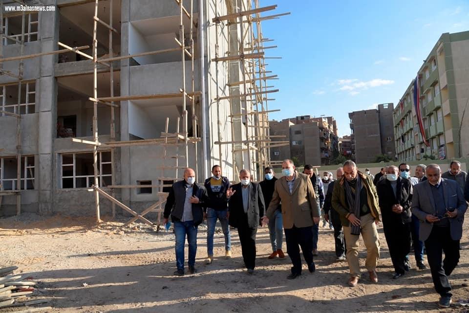 خلال جولة ميدانية .. محافظ أسيوط يتفقد أعمال إنشاء مدرسة 30 يونيو الرسمية بحي غرب