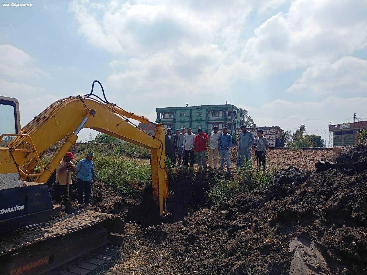 مياه كفر الشيخ تستجيب لمطالب اهالى قريه السرايا