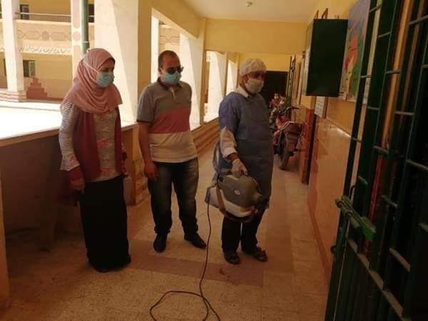 استمرار تطبيق حملات التطهير والتعقيم وفض الأسواق الأسبوعية بمراكز ومدن المحافظة