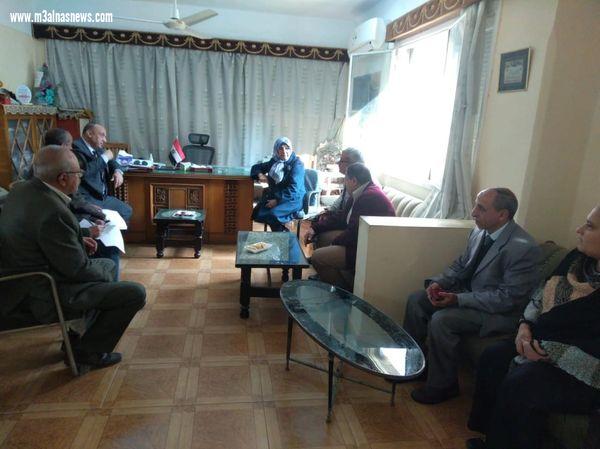 محافظ أسيوط يؤكد أهمية تنمية الثروة الحيوانية والداجنة .. ونائب وزير الزراعة يتفقد إدارة التلقيح الاصطناعي بمديرية الطب البيطري