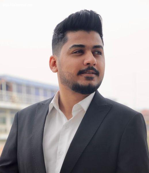 محمد قاسم يعلن انتهاء تصوير مشاهده بـ «راجعين يا هوى» لخالد النبوي