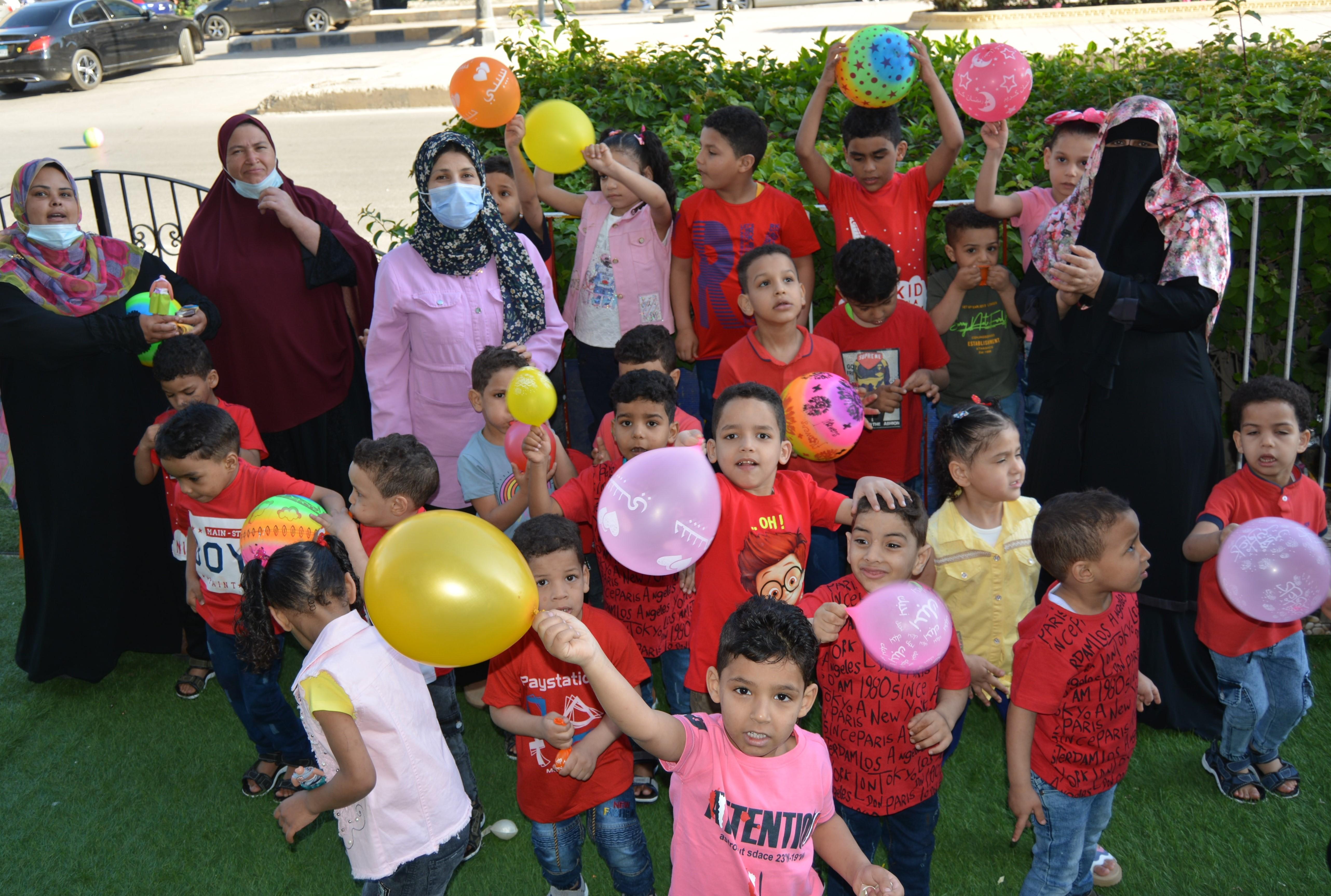 بالصور.. دار الأمل.. ترسم الإبتسامة على وجوه أبنائها، والقلوب الخيرة تُجبر قلوبهم