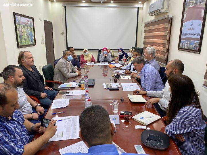 ياريت مسؤولين يصلحوا خط الطرد بالوليديه الي بينفجر كل كام شهر في اسيوط حي الوليدية