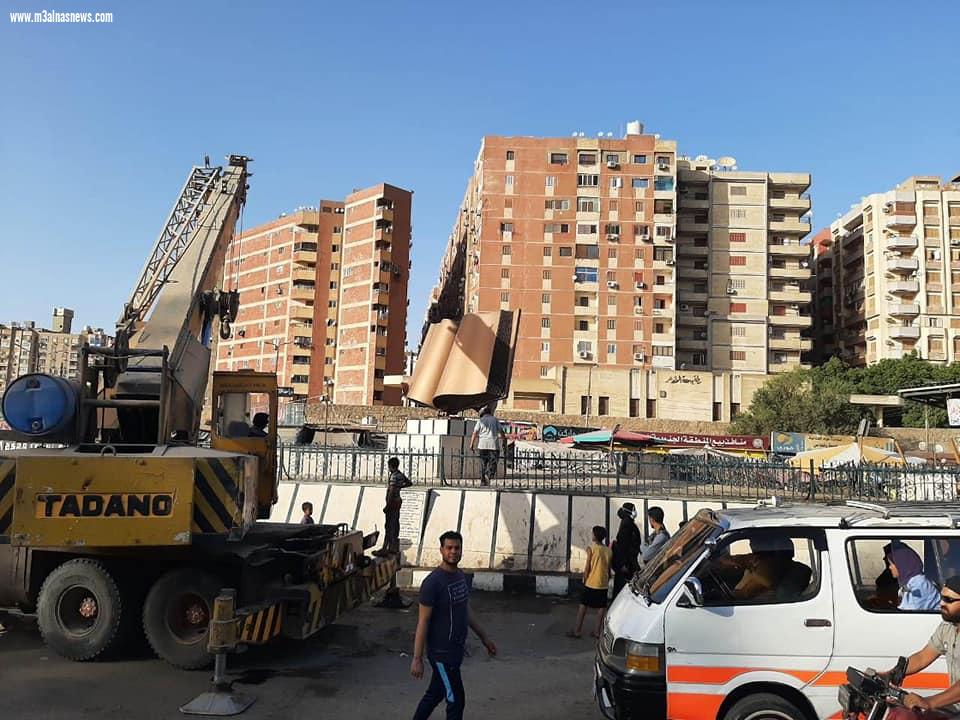 محافظ أسيوط: الانتهاء من وضع مجسم تمثال 