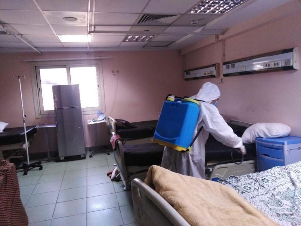 رئيس جامعة القاهرة يوجه مجددا إدارات مستشفيات الجامعة بالتطبيق الصارم والدقيق لمكافحة العدوى