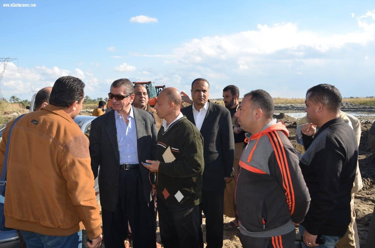 محافظ كفرالشيخ يتابع أعمال إنشاء مصنع الرمال السوداء بالبرلس باستثمارات تتخطى مليار جنيه