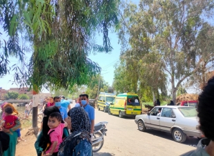 إصابة 4 أشخاص إثر انقلاب سيارتهم بإحدى الترع بكفرالشيخ