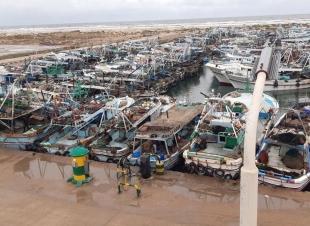 توقف حركة الملاحة البحرية وحركة الصيد بكفر الشيخ
