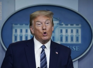 ترامب يصف شبكة CNN  بأنها مزيفة... تعرف على السبب