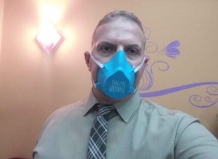 تصنيع كمامه على ماكينة طباعه ثلاثيه الأبعاد كتطبيق جديد لطلاب هندسه حلوان... تصميم شركه Prusa العالميه