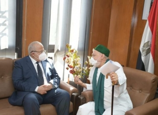 علي جمعة مشيدًا بالخشت: عالم جليل وإنسان أجل فتح الله قلبه