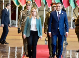 اتفاقيات مرتقبة بين إيطاليا وليبيا بشأن الأمن والطاقة.... رئيس حكومة الوحدة الليبية عبد الحميد الدبيبة يصل إلى روما غداً..