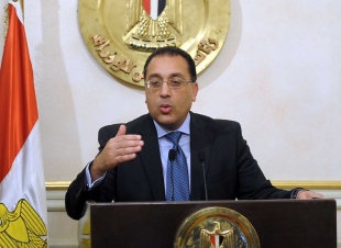 مصطفى مدبولى .. حوافز للموظفين وعلاوة لأصحاب المعاشات