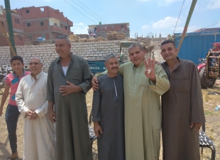 تهنئة بالزفاف السعيد.