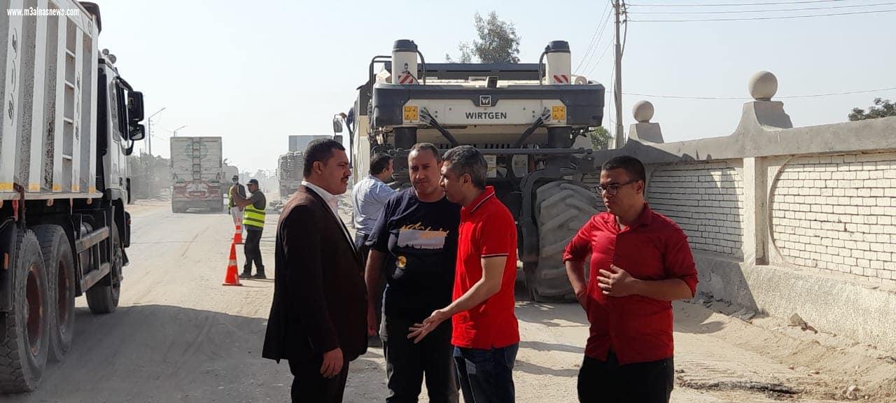 لمواجهة الحرق المكشوف محافظ أسيوط : تحرير 34 محضر وغرامة فورية وتشغيل المفارم بمركز ديروط لتحويل المخلفات الزراعية إلى سماد وعلف للحيوانات