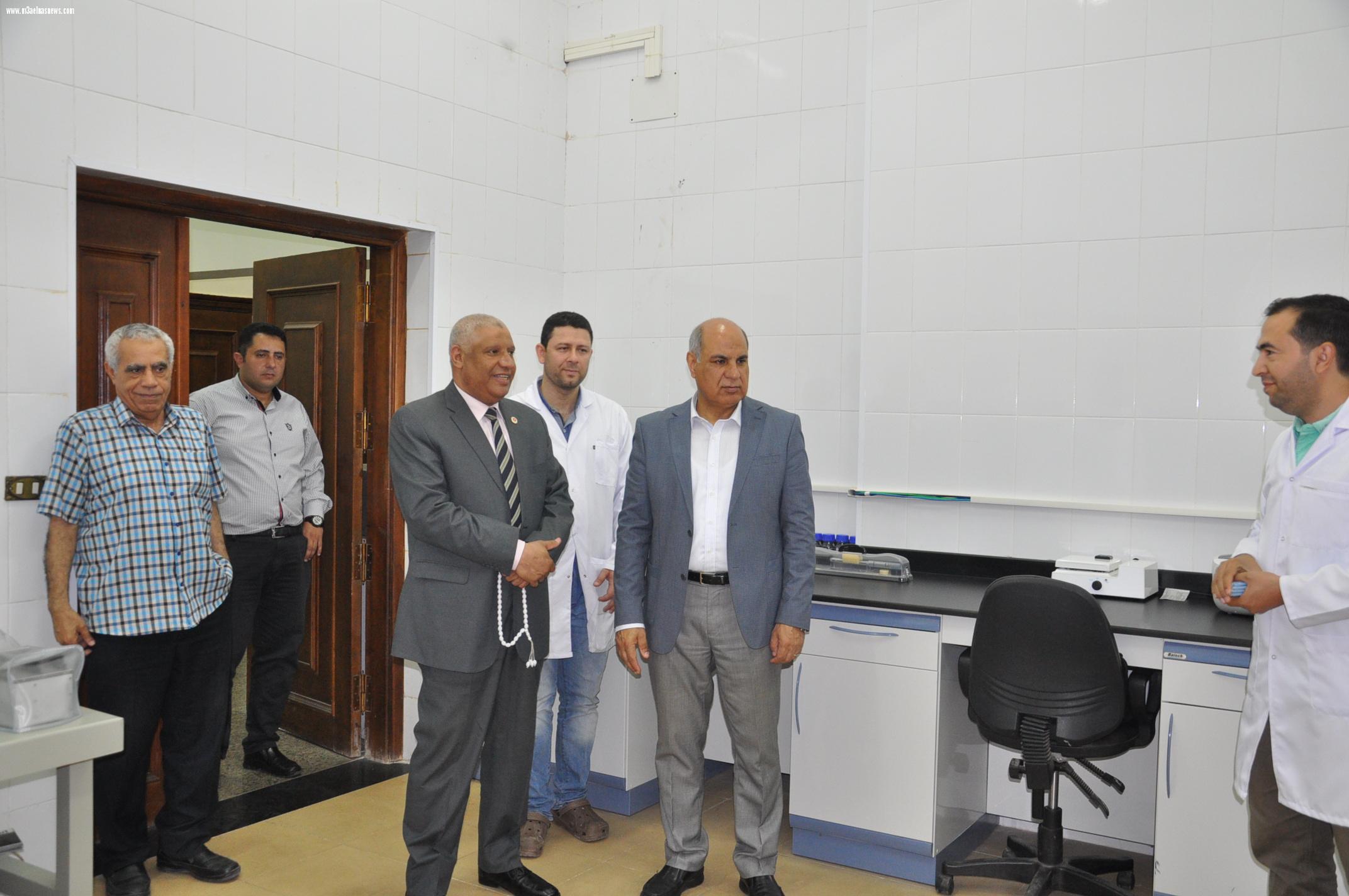 رئيس الشركة الوطنية للرمال السوداء يزور جامعه كفرالشيخ