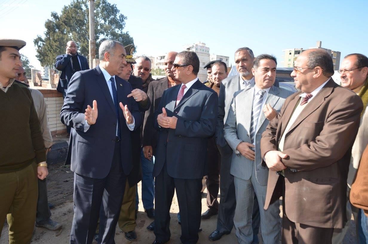 محافظ كفر الشيخ يفتتح كوبرى بـ