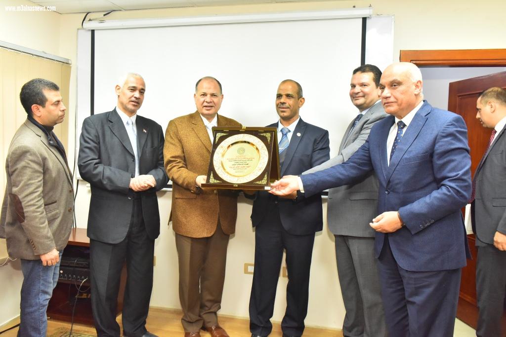 نائب وزير المالية ومحافظ أسيوط يفتتحان أعمال تطوير ورفع كفاءة مبنى المديرية المالية